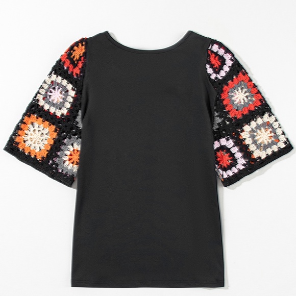 Black‎ Floral Crochet Short Sleeve Top - Picture 1 of 7
